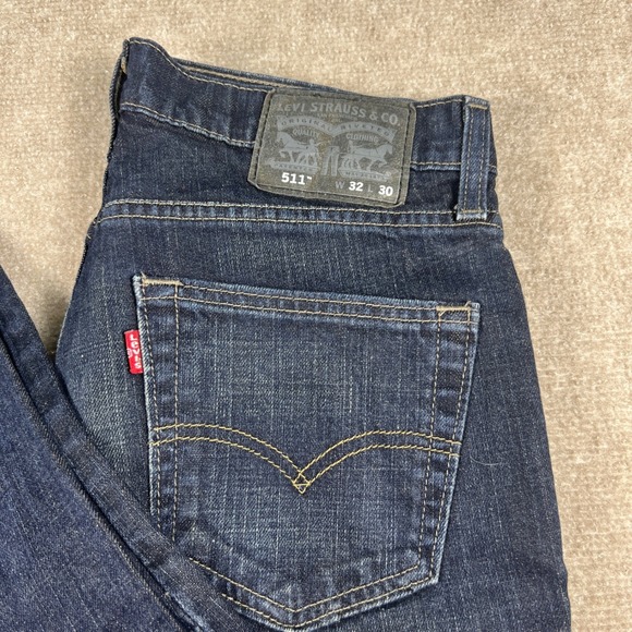 Levi's 511 Slim Fit Dark Wash Denim Jeans Modern Style Mens Size 32x30 - Picture 2 of 7